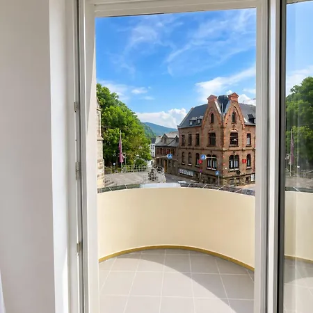 Zum Rheinberg Balcony 아파트 *