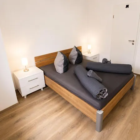 Zum Rheinberg Balcony 아파트